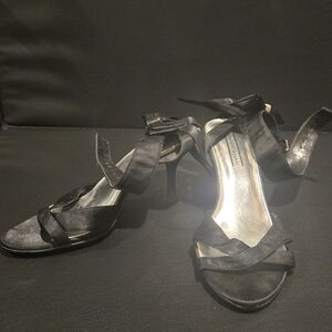 Elegant Black Women's Heels. 3 Inch Heel With Bow On Back.